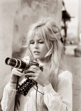 penteados anos 60 da Brigitte Bardot